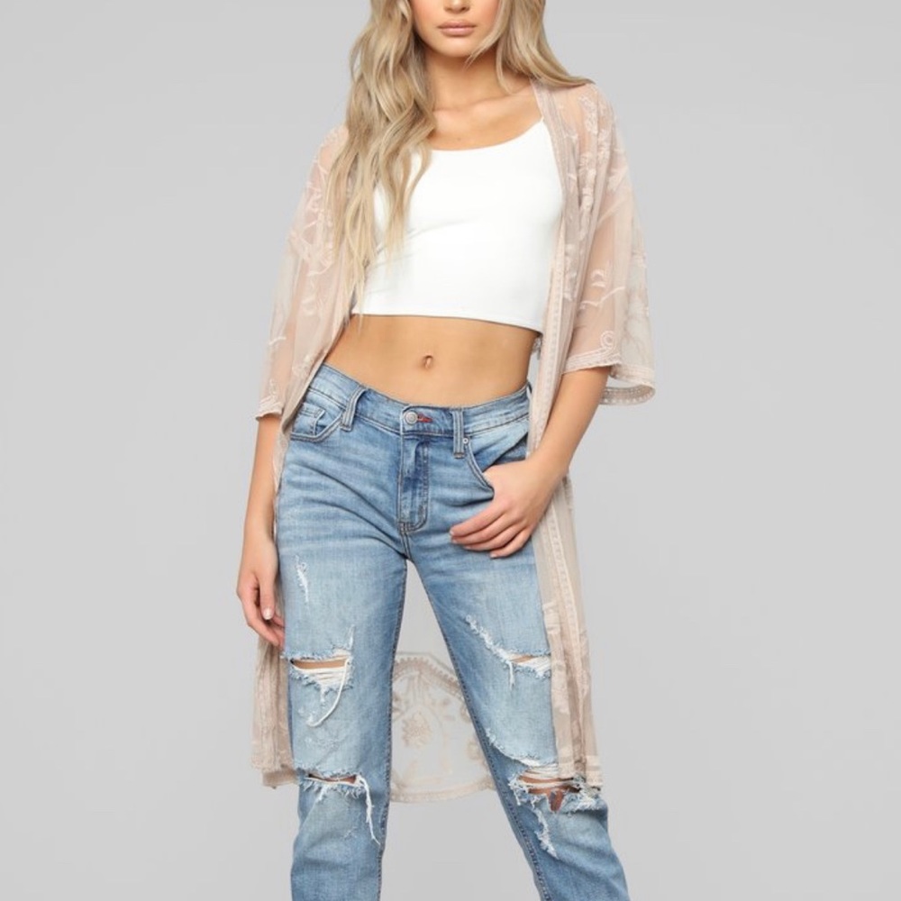 Lace kimono